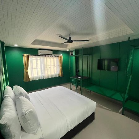 Sari Boutique Hotel Patong Екстер'єр фото