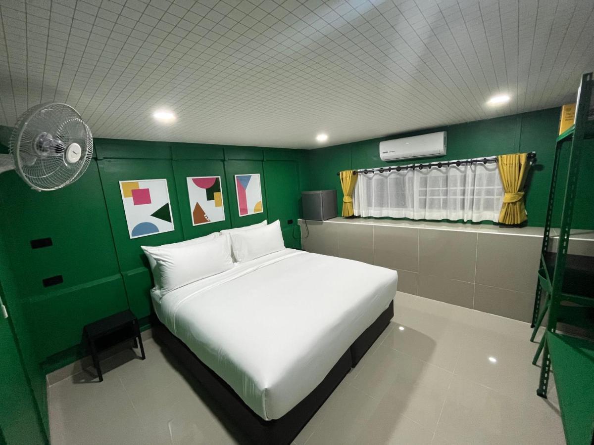 Sari Boutique Hotel Patong Екстер'єр фото