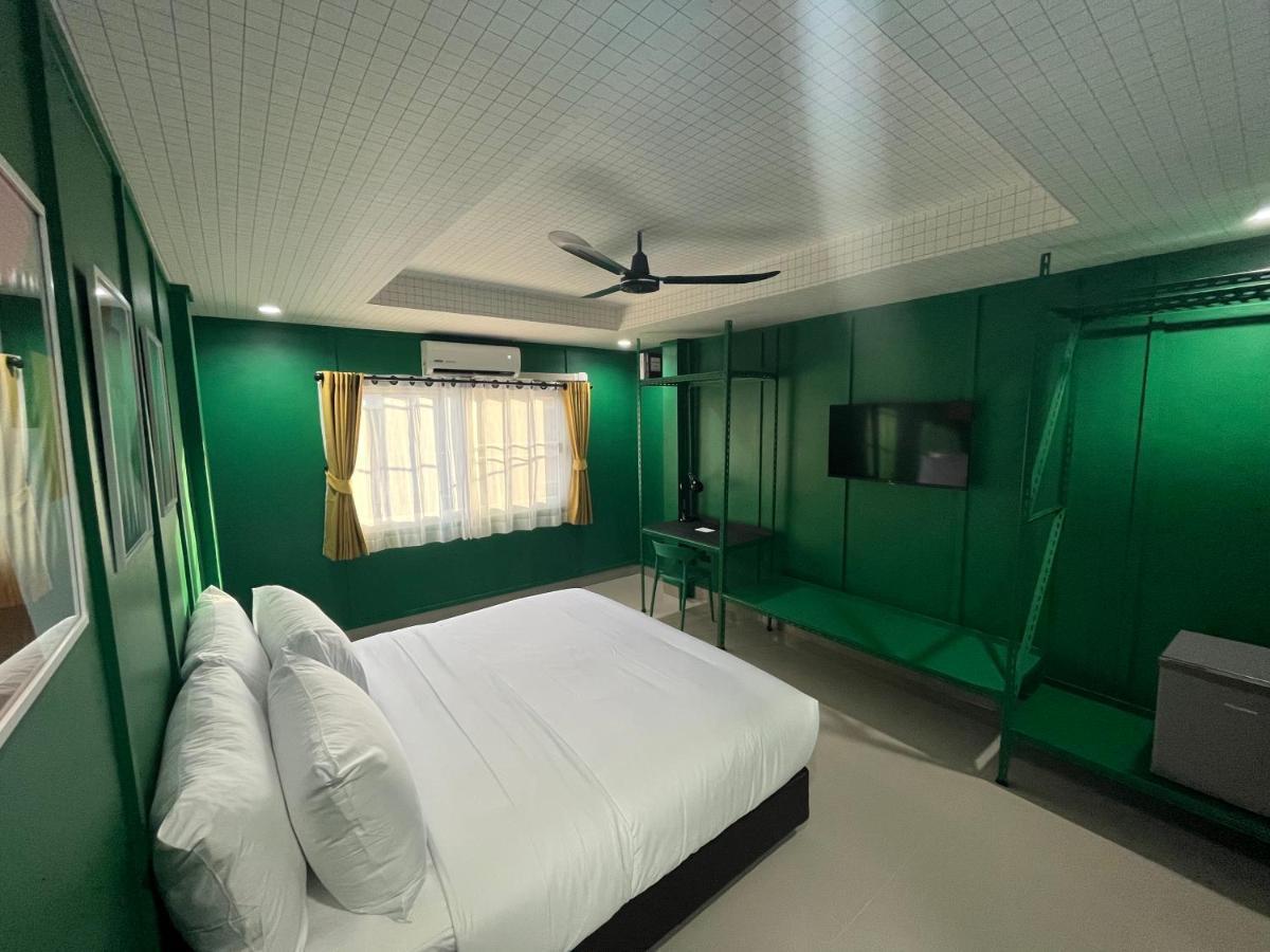 Sari Boutique Hotel Patong Екстер'єр фото